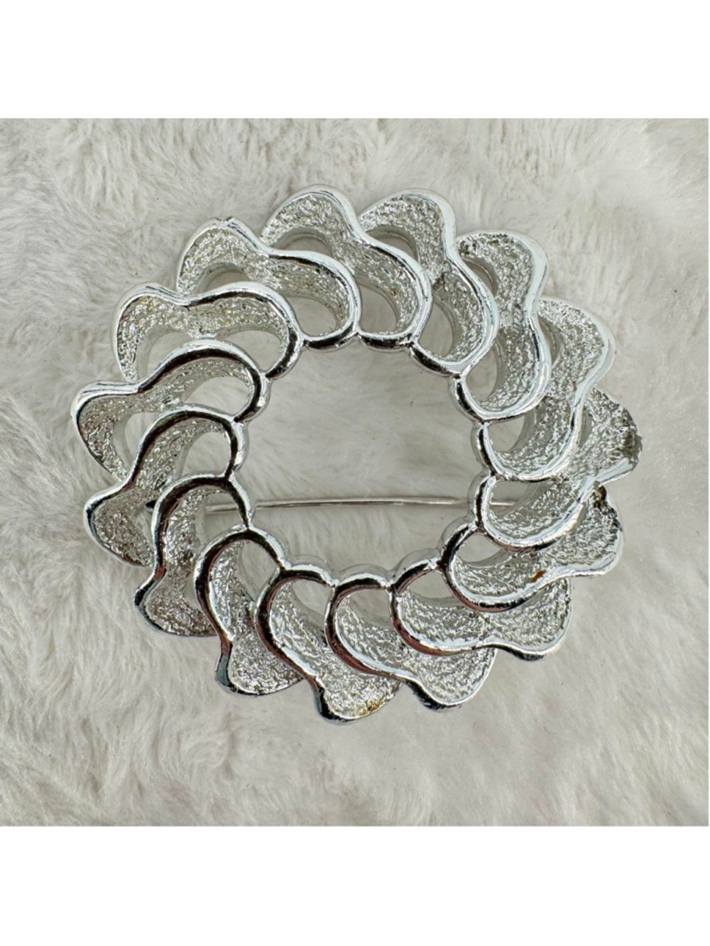 Vintage Sara Coventry Silver Tone Round Brooch Pin Swirly Wreath Rhodium Plated